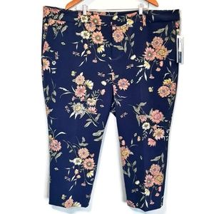Floral Print Navy Cropped Pants